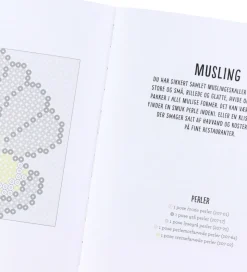 Anja Takacs Bog - Mine Første Perlerier - Dansk