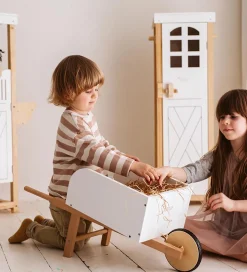 by ASTRUP Skab til Hestestald - 30,5x24,5x104 cm