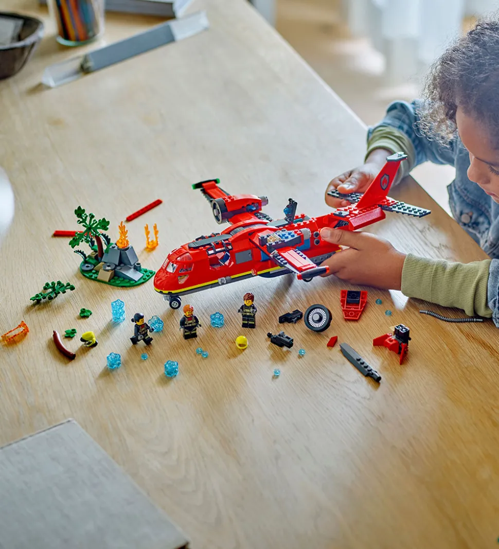 LEGO® City - Brandslukningsfly 60413 - 478 Dele