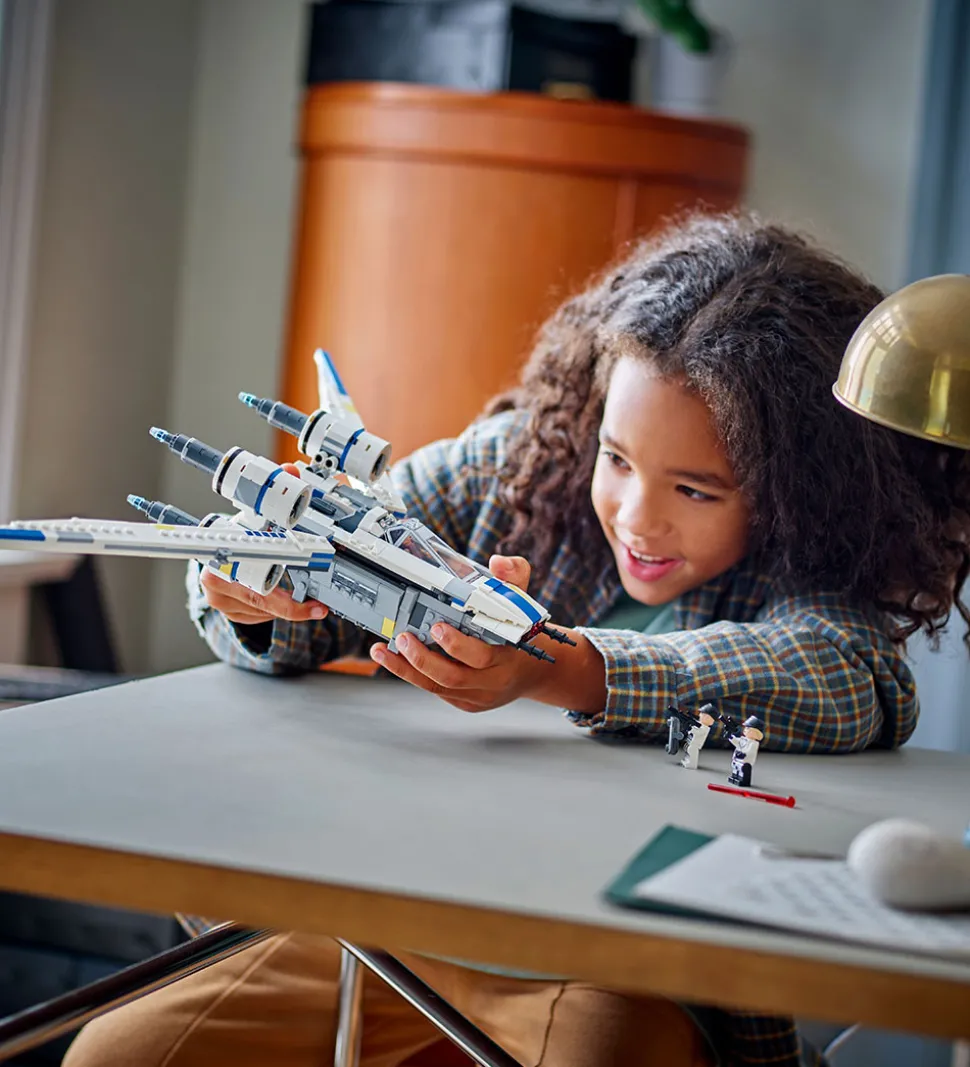 LEGO® Star Wars - Oprørernes U-Wing-Stjernej... 75399 - 594 Dele