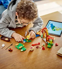 LEGO® Super Mario - Skovtur ved Mario... - Udv. 71422 - 259 Dele