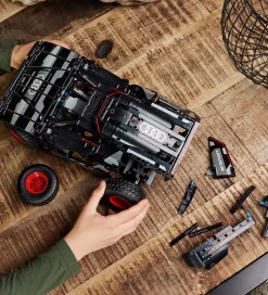 LEGO® Technic - Audi RS Q e-tron 42160 - 914 Dele