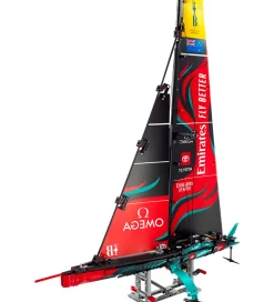 LEGO® Technic - Emirates Team New Zealand AC... 42174 - 962 Dele