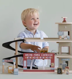 Little Dutch Garage - Træ