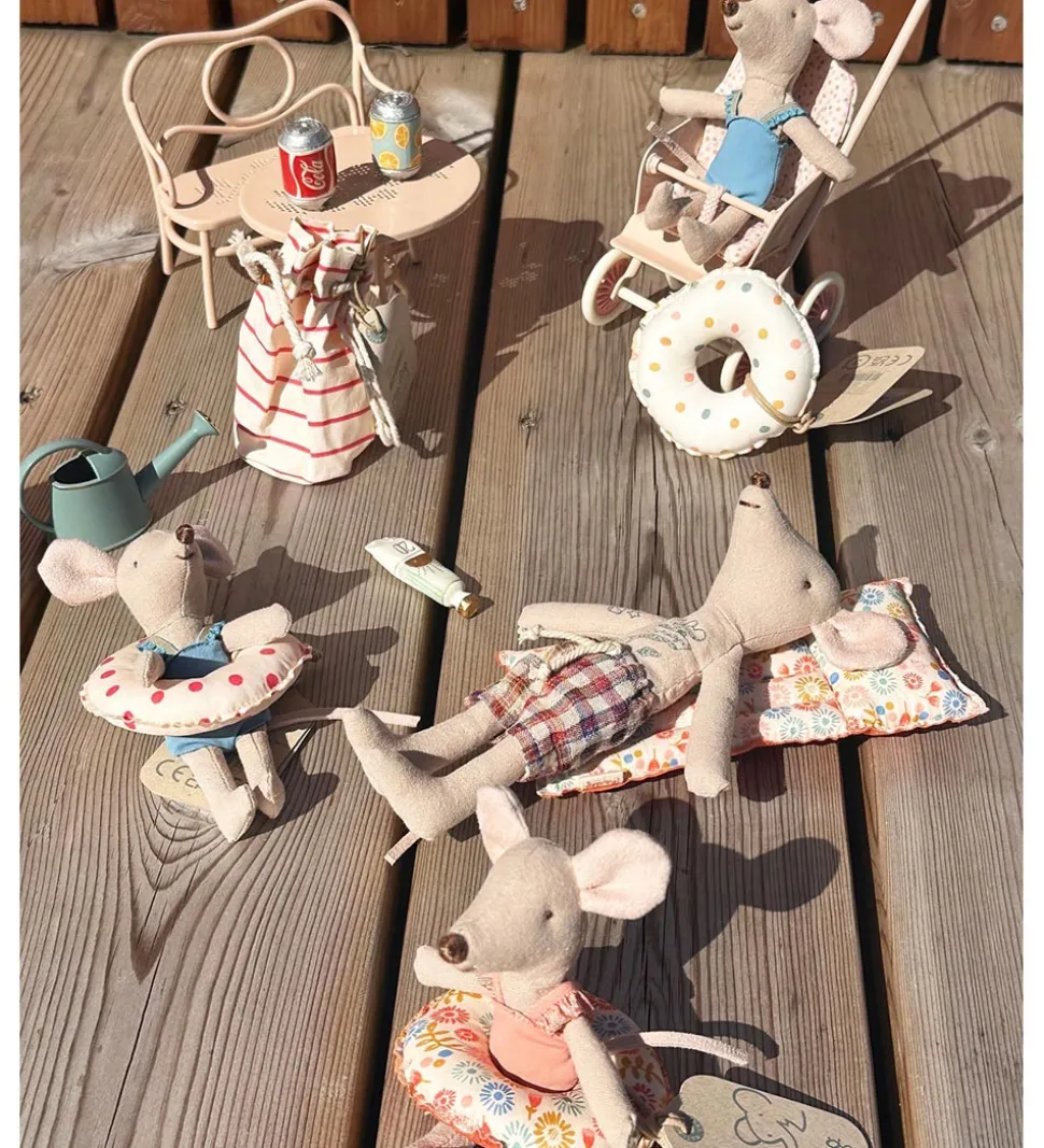 Maileg Strand-mus m. Luftmadras - Far Mus - Blomster