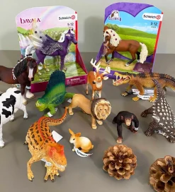 Schleich Dinosaurs - 11,1 x 18,9 cm - Ceratosaurus 15019