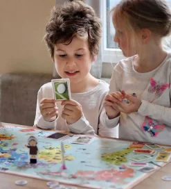 TACTIC Brætspil - Lær Om Verdens Børn - Dansk